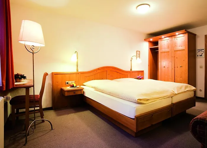 אורחן Gaestehaus Korf 3*